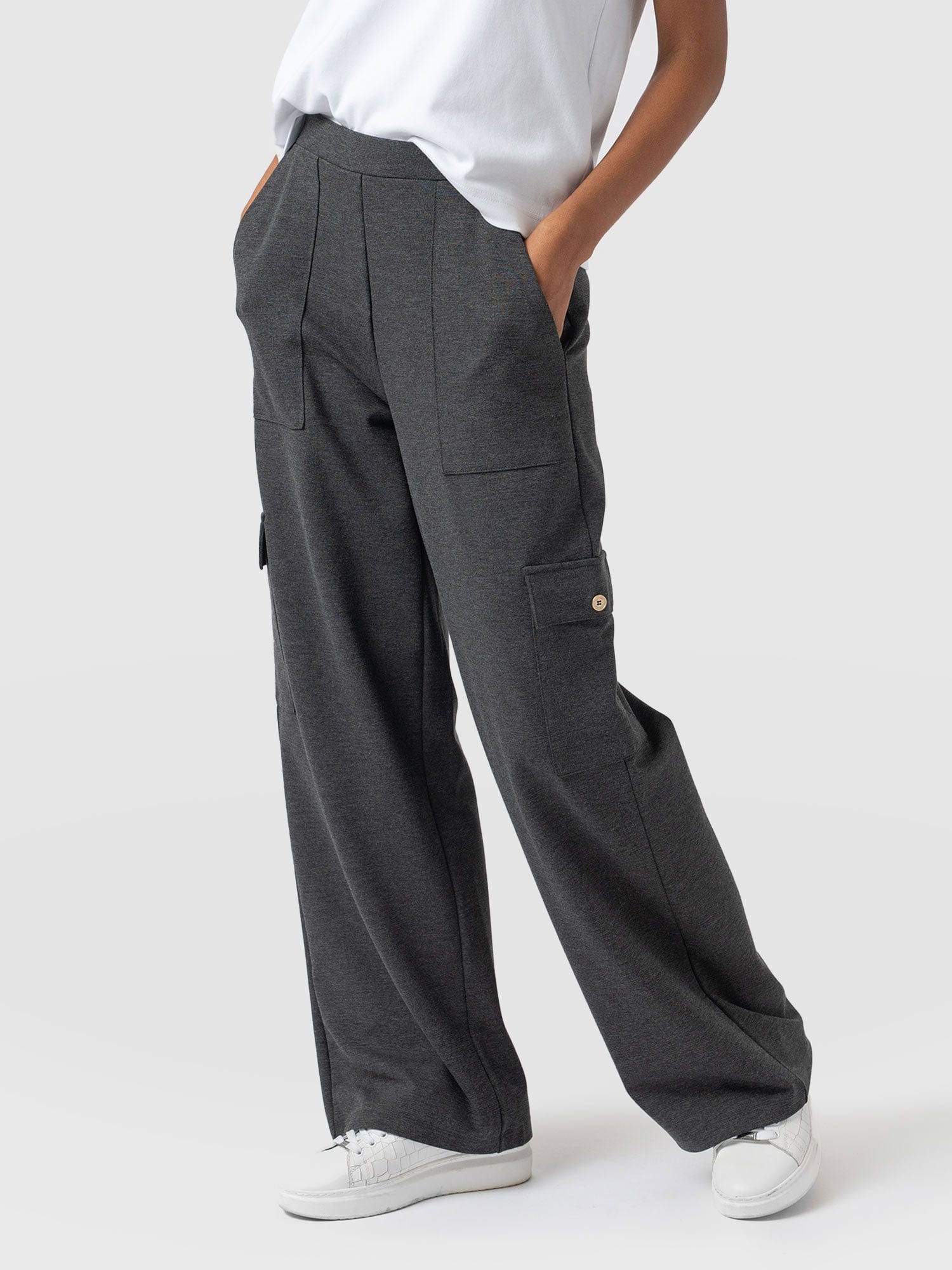 Cargo Chelsea Wide Leg Pant Charcoal - Women's Trousers | Saint + Sofia® EU